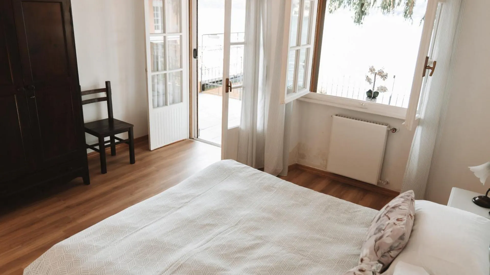 Bed & Breakfast B&B La Luna Como Pognana Lario Italy